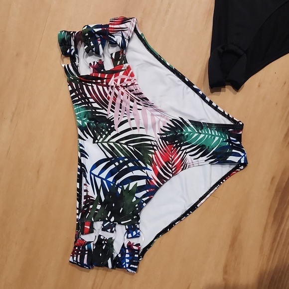 Bikini Bottom Bundle - Picture 2 of 3